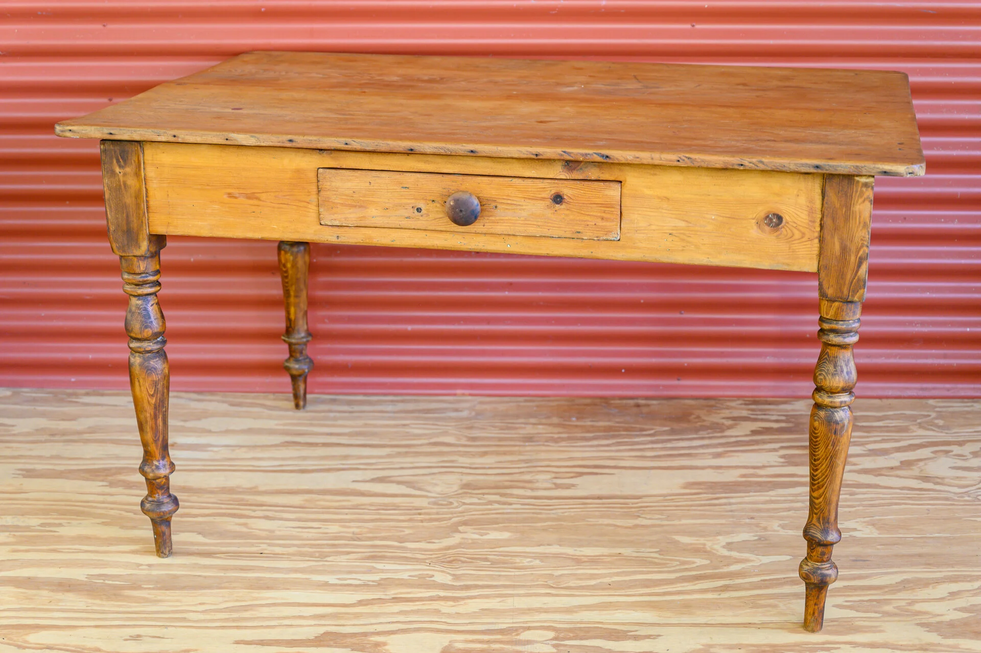 Farmhouse Table With Drawer 