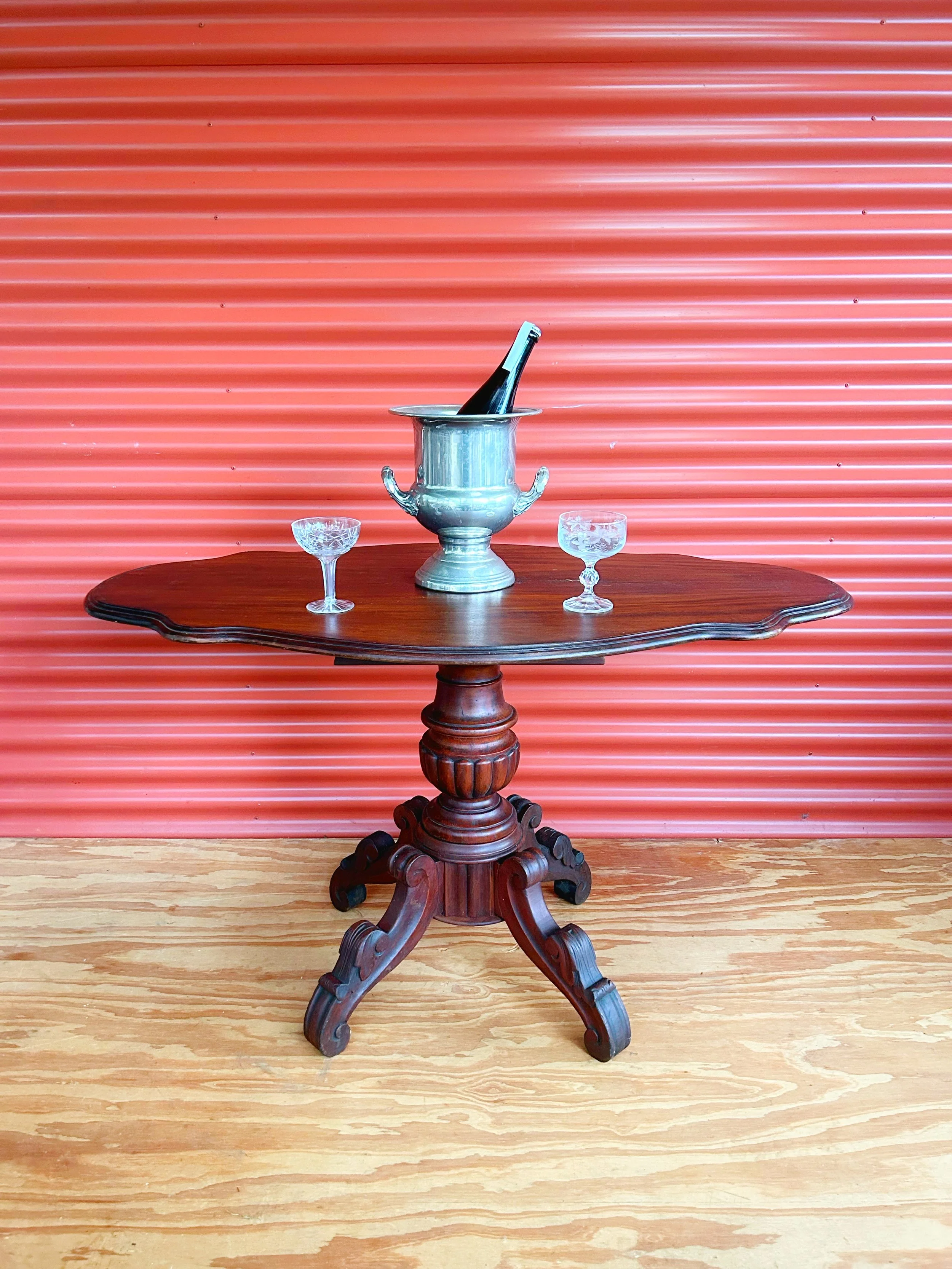 Elegant Sparkling Table