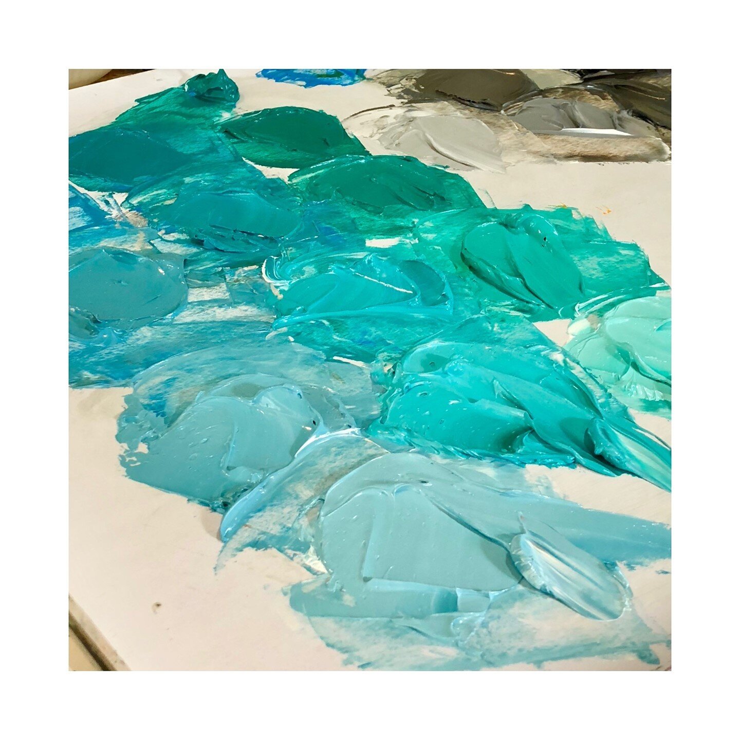 Happy Saturday! ⁠
Have an Amazing Day!⁠
⁠
I cannot get enough of this Cobalt Teal! ⁠
What's your favorite Blue? ⁠
#colorismyjam ⁠
⁠
