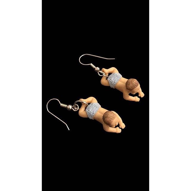 ▪️Baby Baby Baby Ohhh ▪️ Earrings made for the lovely @ashebeau .
.
.
.
.
.
#textiles #earrings #print #design #textilestudent #textilesnz #digital #drawn #collection #shimasheeki #digitalknit #yarns  #fashion #itscalledfashiondarling