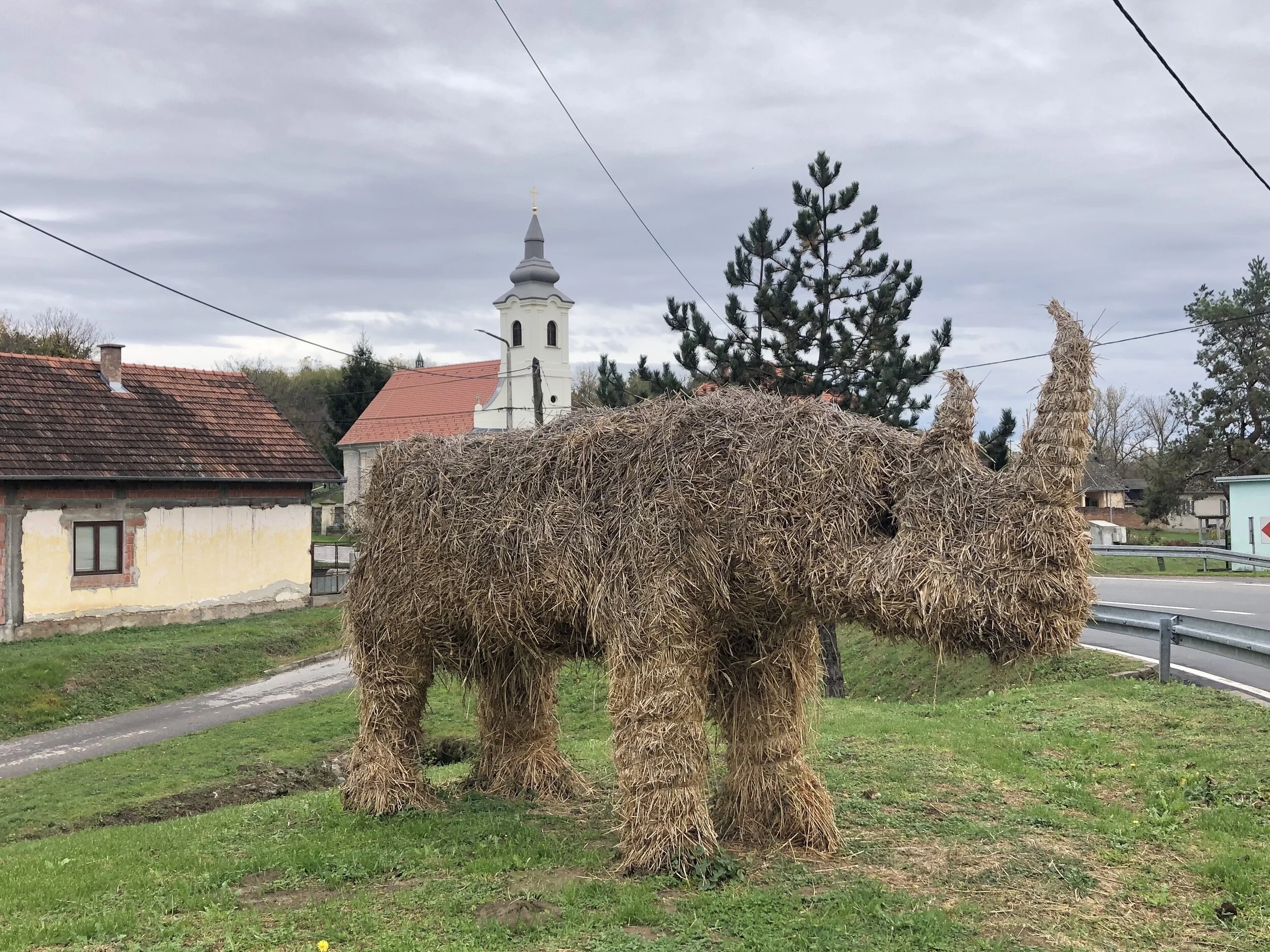 Replicas of prehistoric animal remains