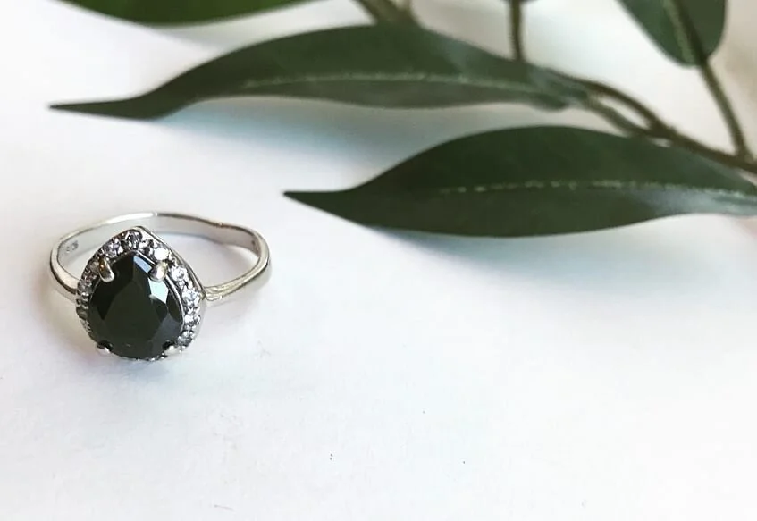 Vintage Cocktail Ring with Tear Drop Stone