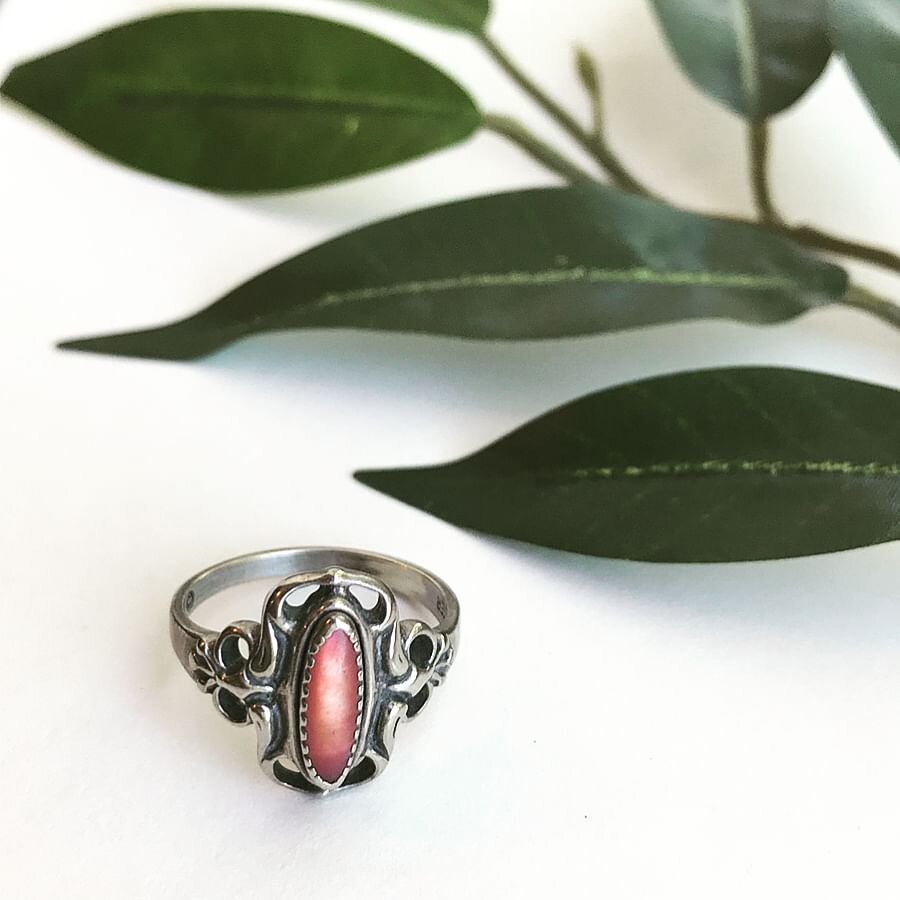 Vintage Silver Ring with Thin Oval Pink Stone