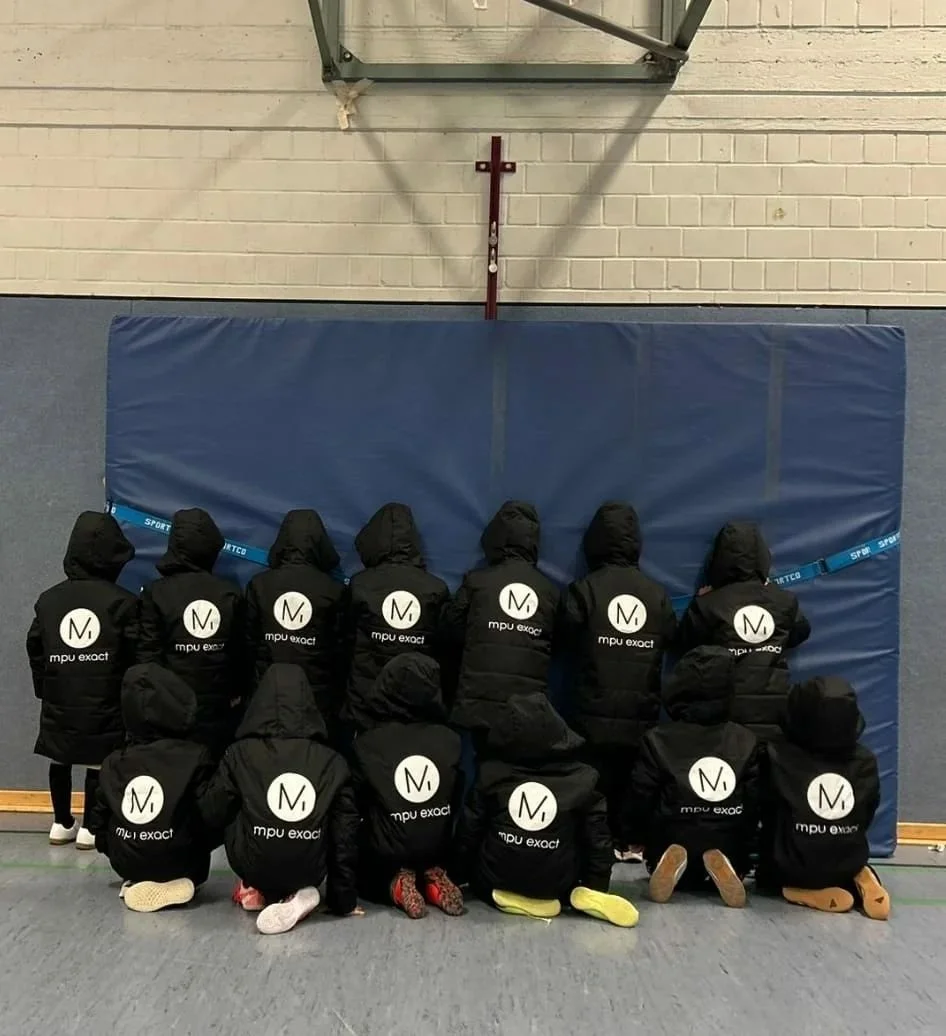 Mpu-Exact stattet die G2 mit neuen Winterjacken aus!