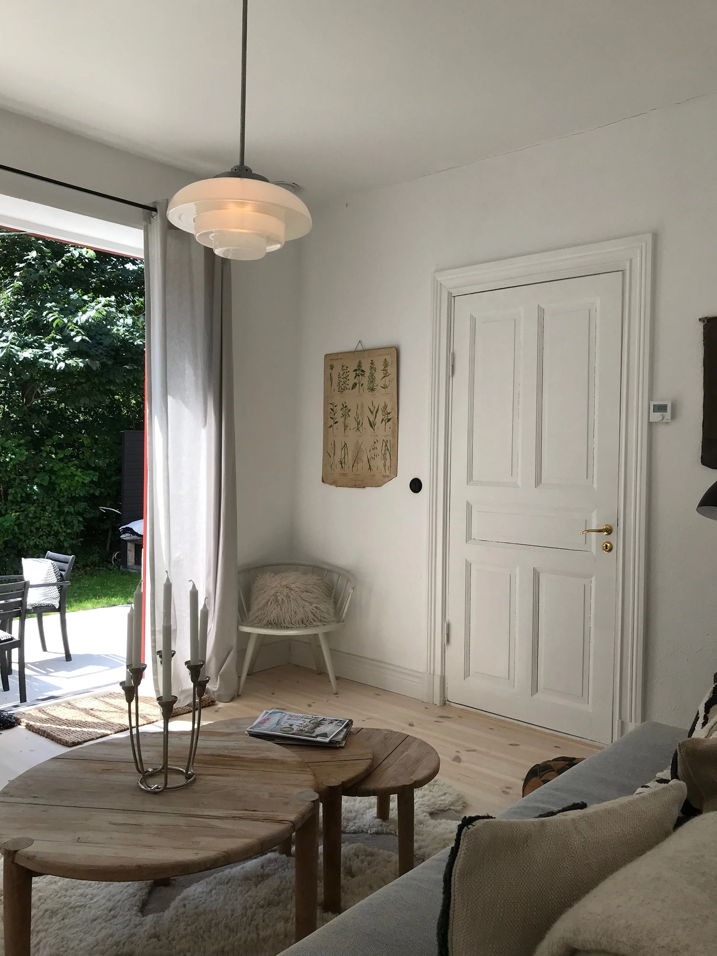 Guest/Workroom