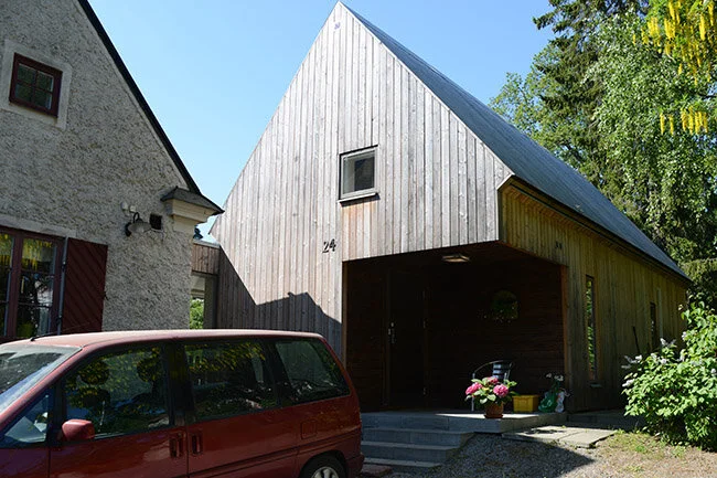 Extension with main entrance