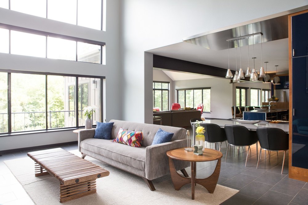 Cedar Rapids Modern & Bold Family Home Design
