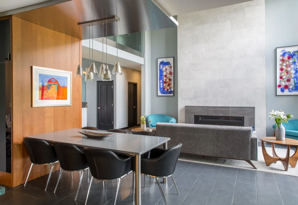 Cedar Rapids Modern & Bold Family Home Design