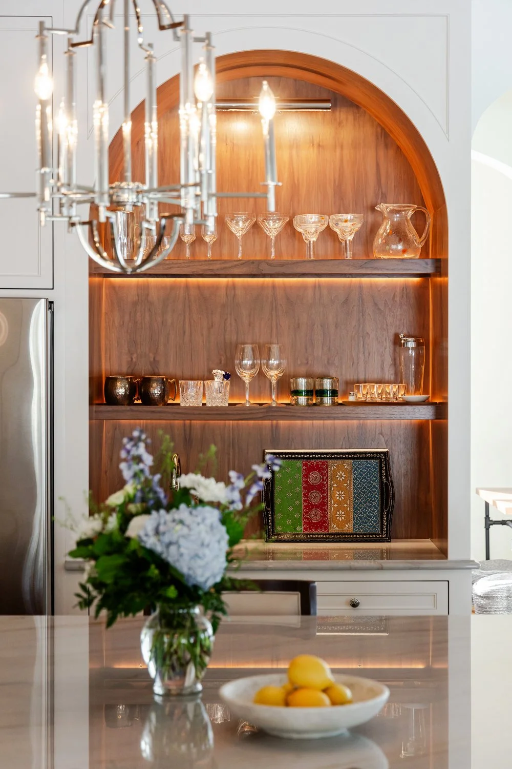 mediterranean-country-ely-arched-bar-alcove-design.jpg