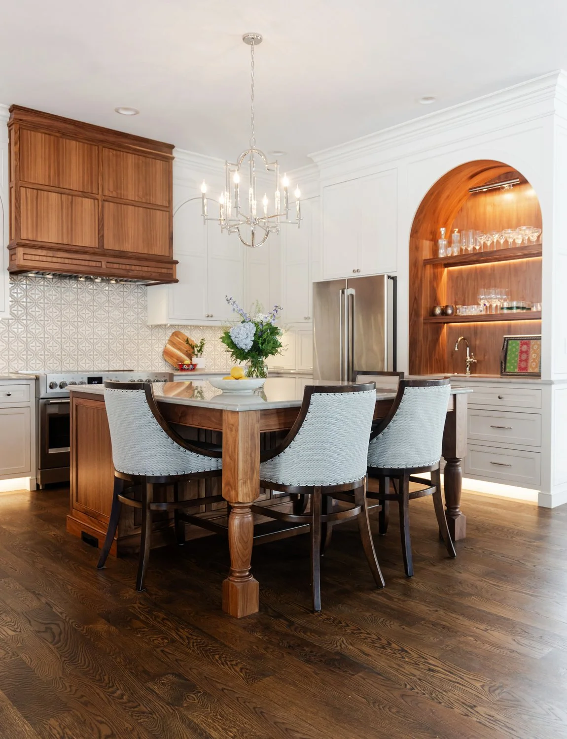 mediterranean-country-kitchen-interior-design-ely.jpg
