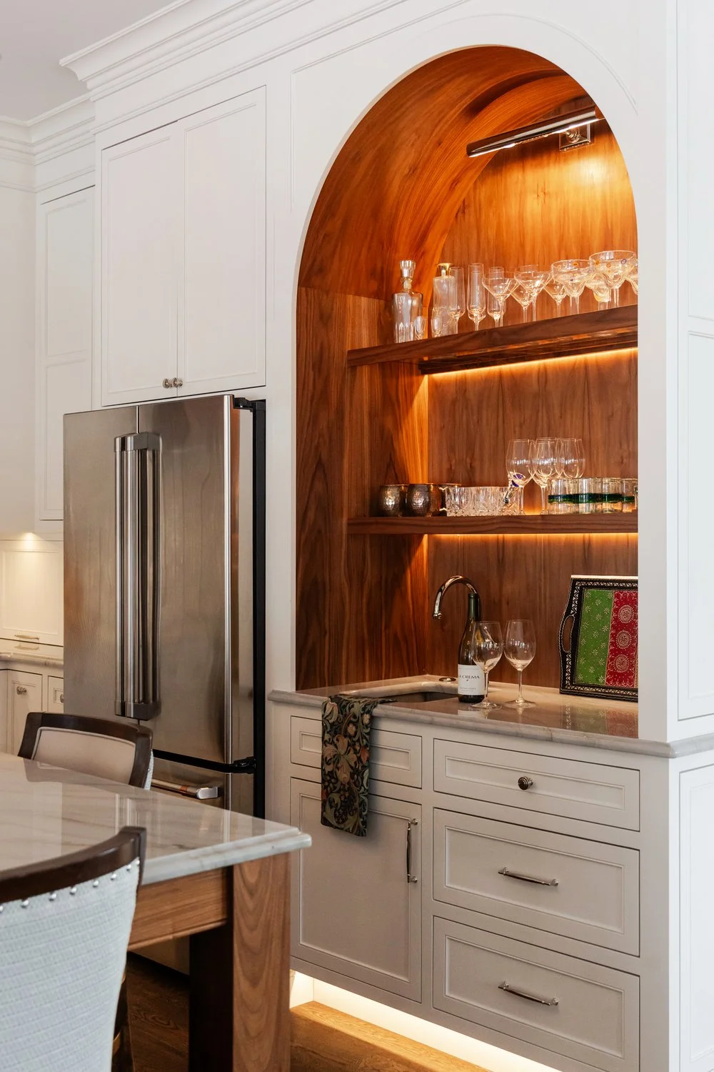 kitchen-bar-alcove-design-mediterranean-country-ely.jpg
