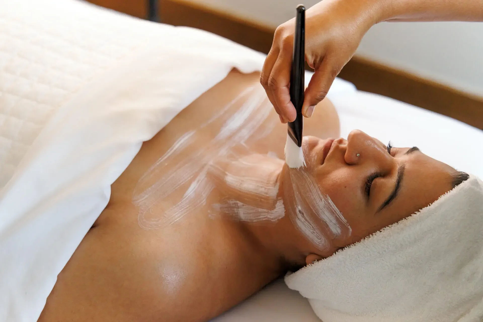 EM-SPA-TREATMENT-MY25-59.jpg.webp