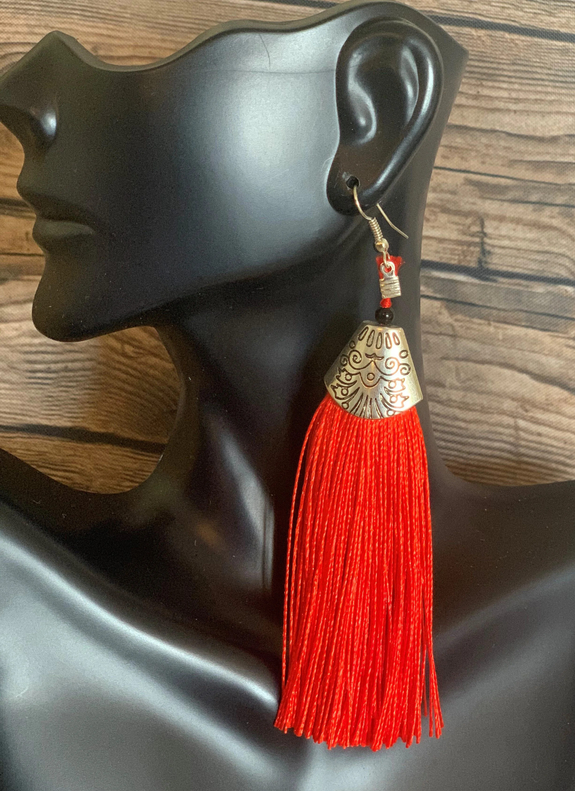 tassel red.jpg