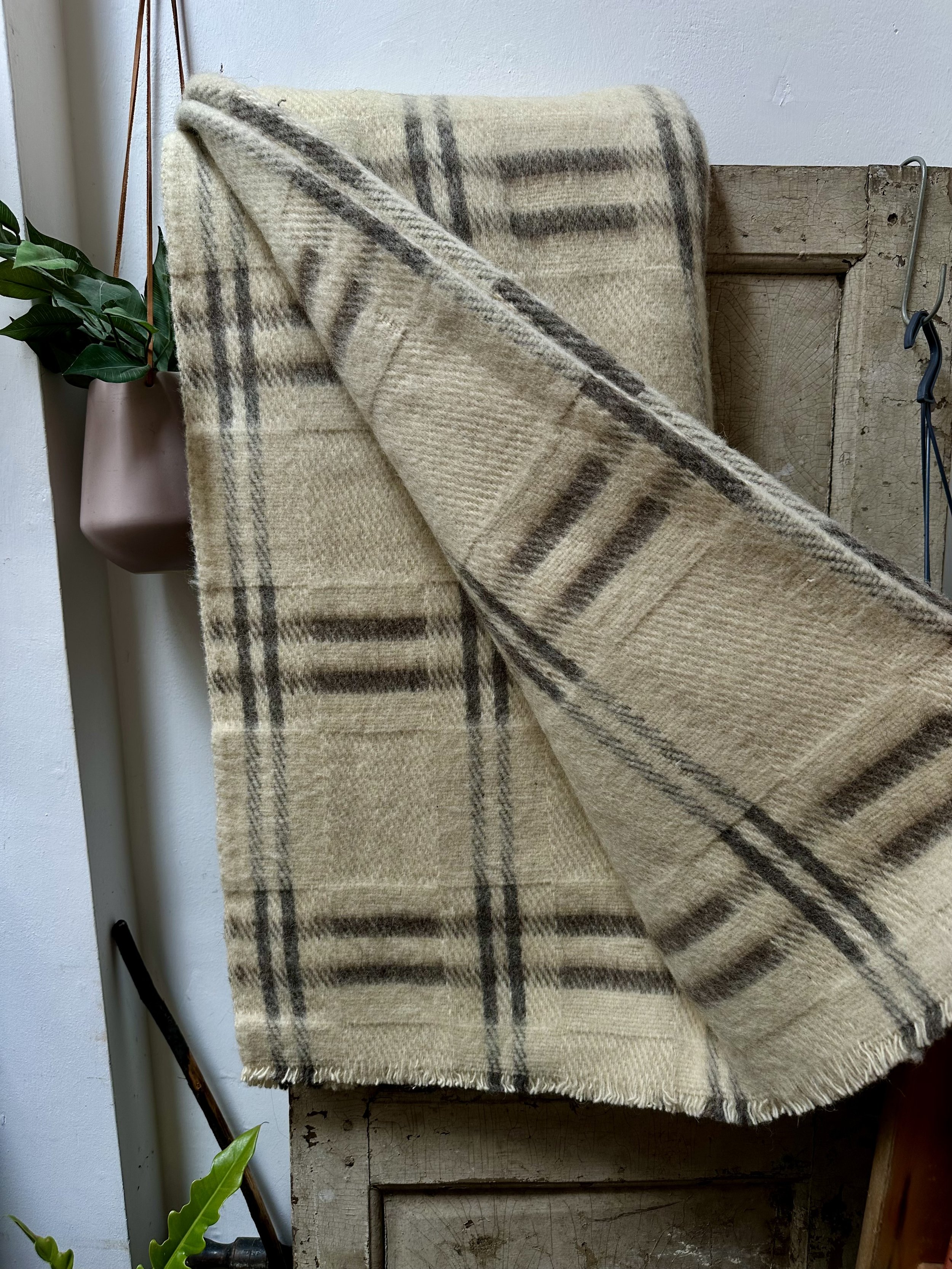 Bulgarian Wool Blanket in Rhodopian Grey Twigs
