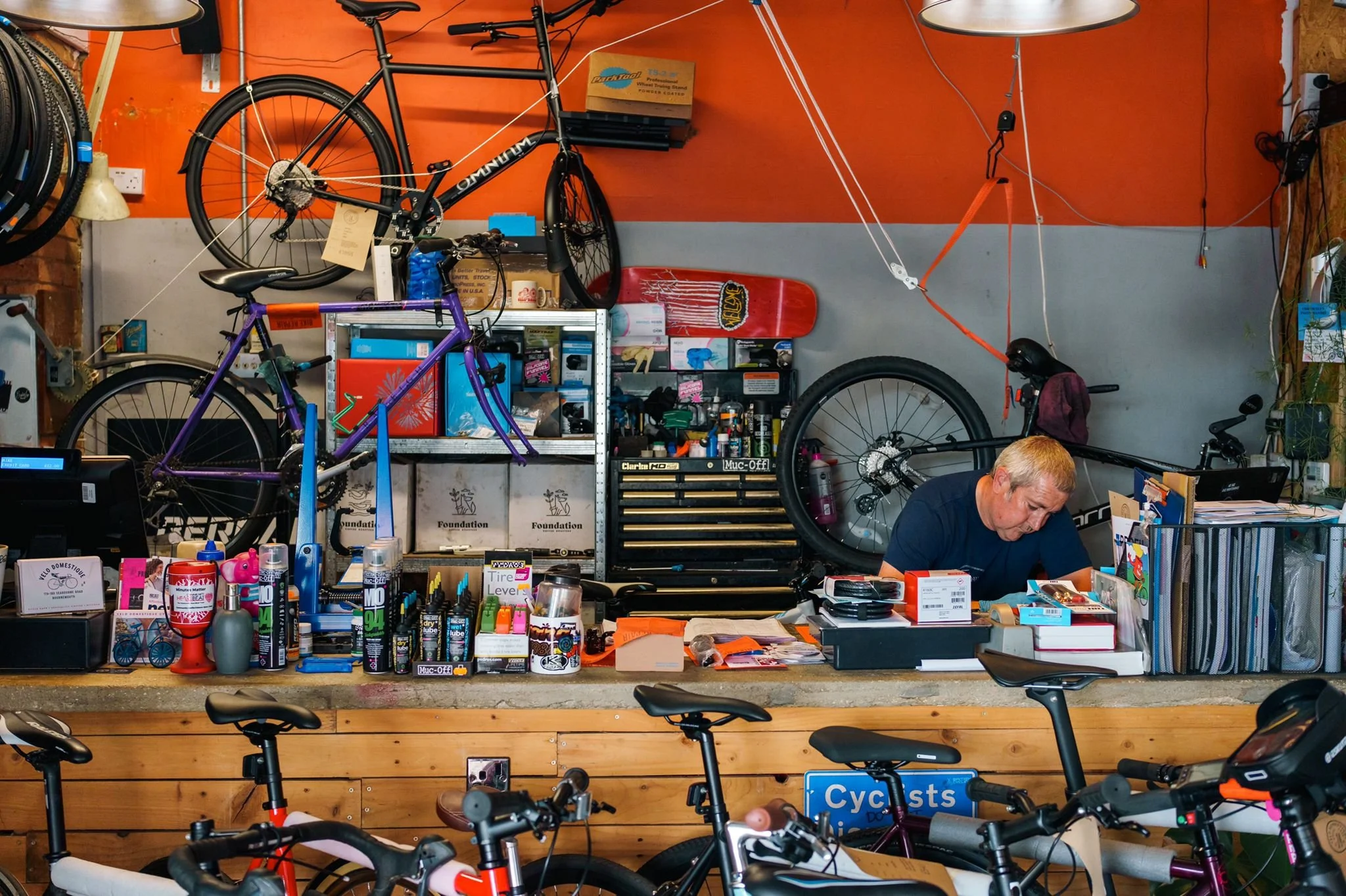 Bicycle Wheel Halfords Bike Repairs Bike Shop Halfords Bike Stock