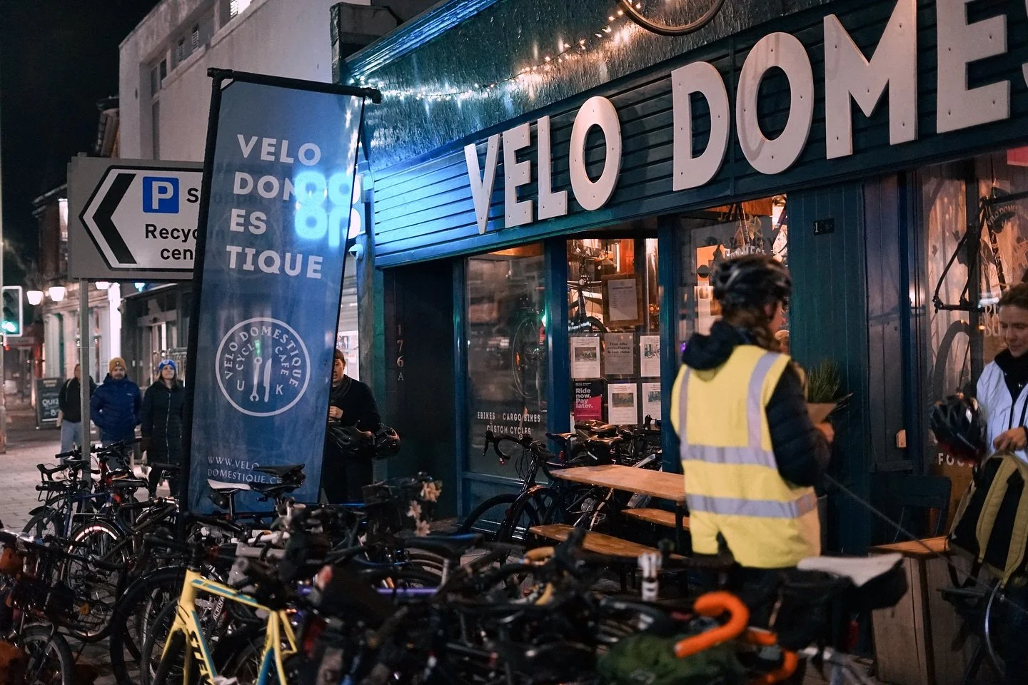 Cranksgiving Bournemouth 2024 🦃 

Tonight 6:30 pm @velodomcafe 🙌 see you there

Collecting food for @hopeforfood 🥫 link in bio for details

Prizes from our awesome sponsors @badhandcoffee @jimmysicedcoffee @passengerclothing @hopetech @brothercycl