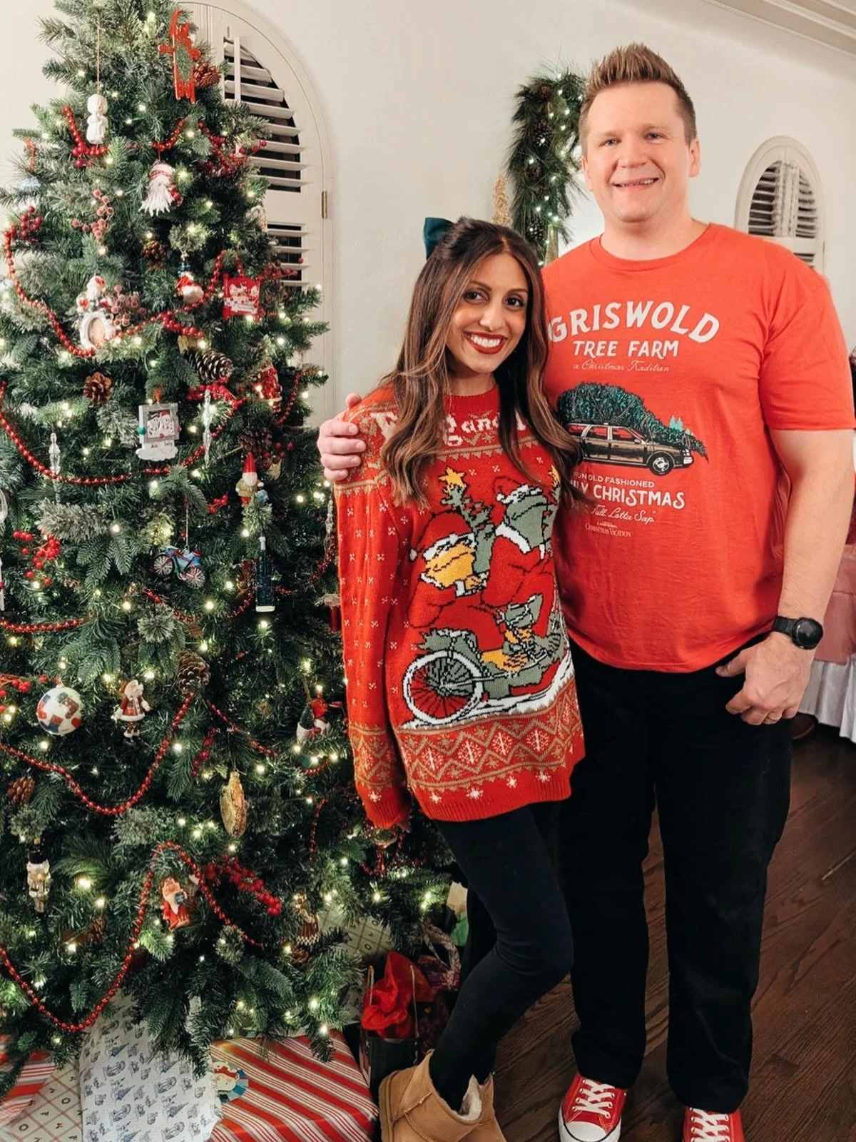 Baldie + wig + bow + frog + toad + hubs = 🤌❤️💚

Happy Holidays from ussssss 🎄

#wiglife #alopeciaareata #frogandtoad