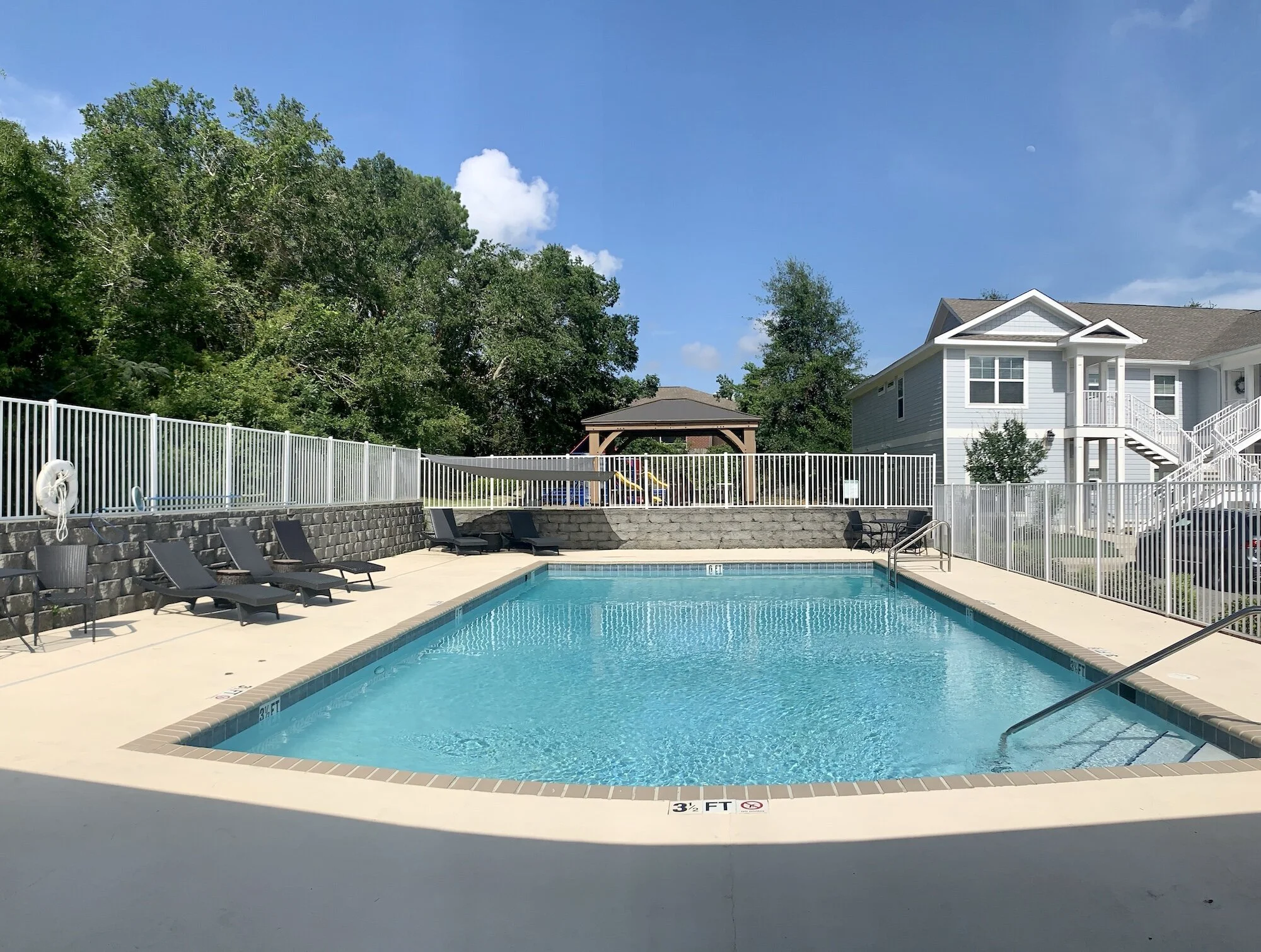 Pool  pic 2 website - Copy.jpeg