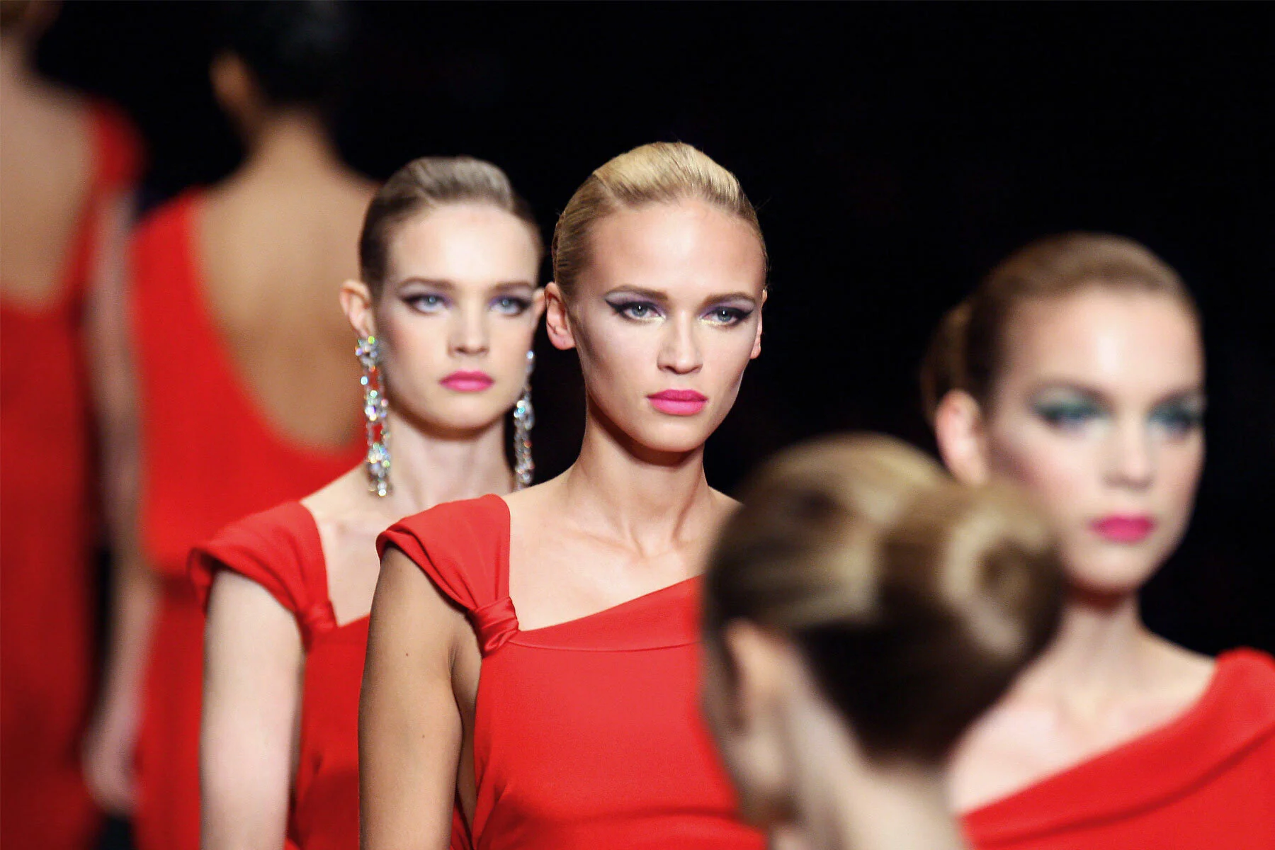 Valentino says goodbye to haute couture