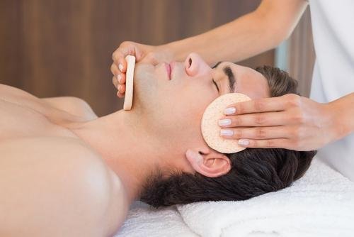 man-receiving-face-massage_1140x.jpg