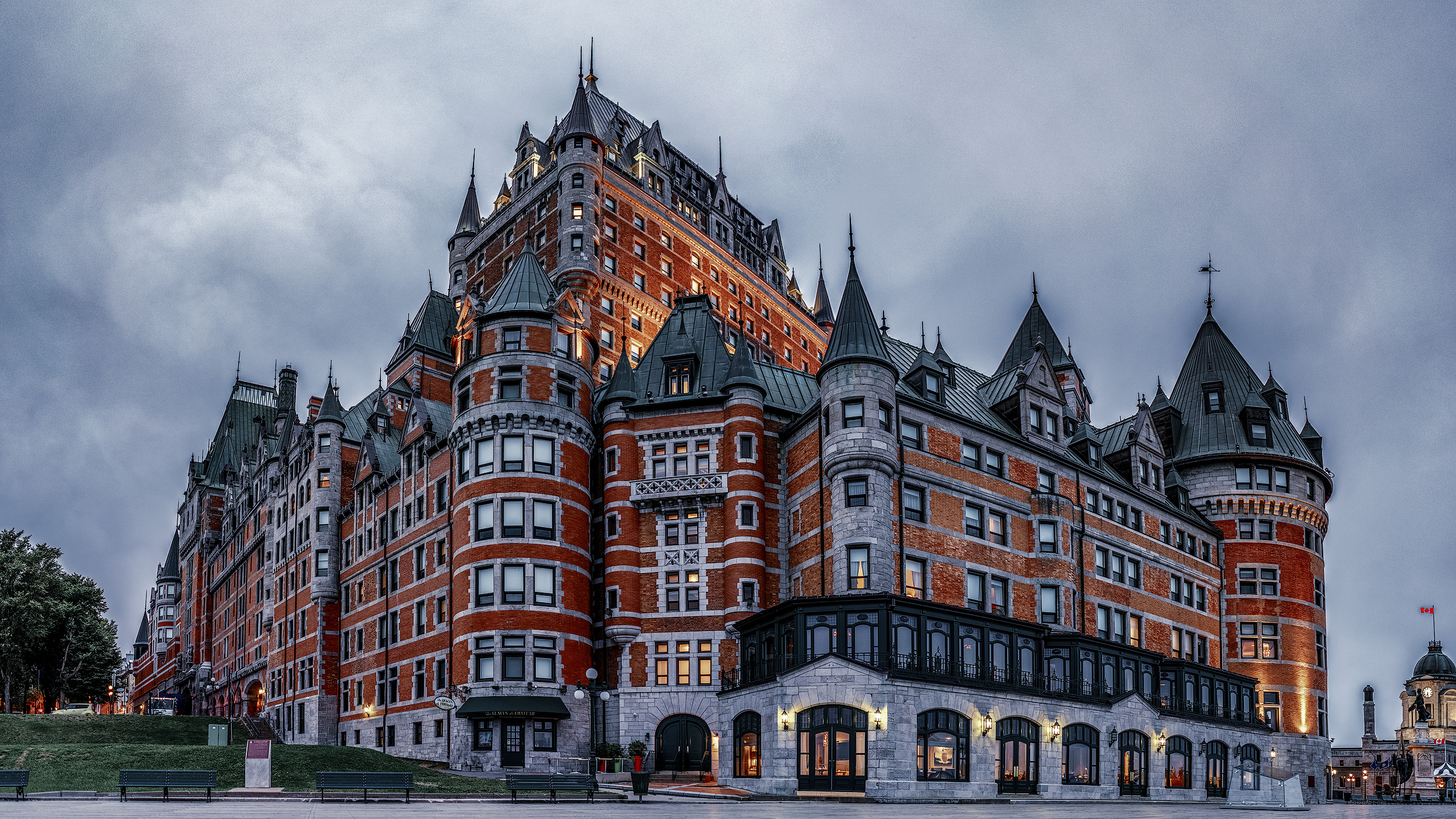 Hotel Love Quebec City S Le Chateau Frontenac Parlour Travel