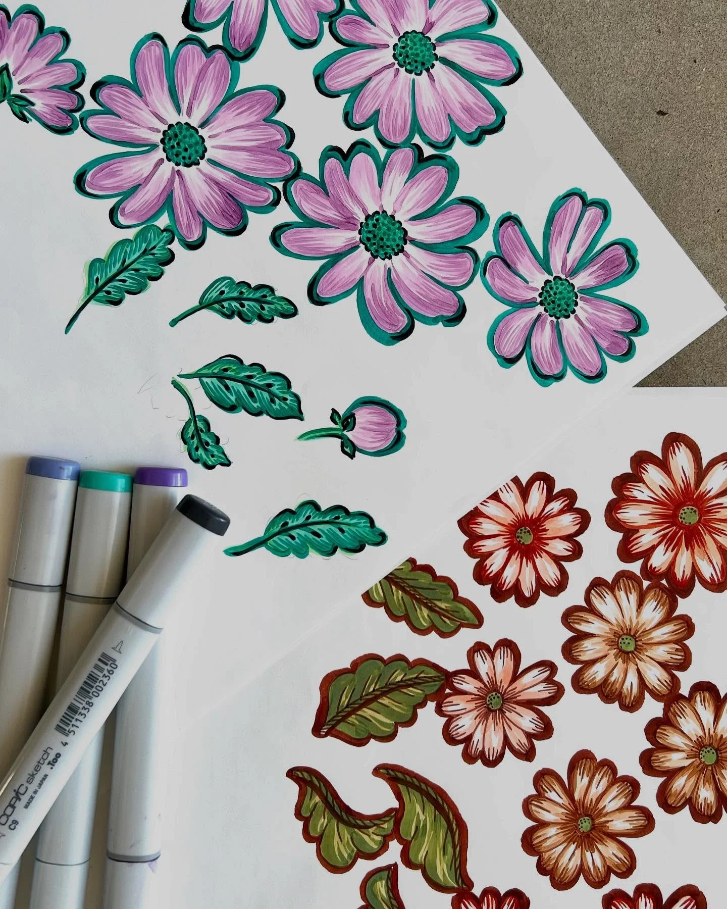 Drawing daisies for one of the last collections for this year, -🌼-🌼-🌼- Daisy Chain -🌼-🌼-🌼- dropping soon! 

 #textiledesign #printstudio  #daisies#fashionprints #printdesignstudio  #calypsoprintstudio #floral #floralprintdesign #textilestudio #