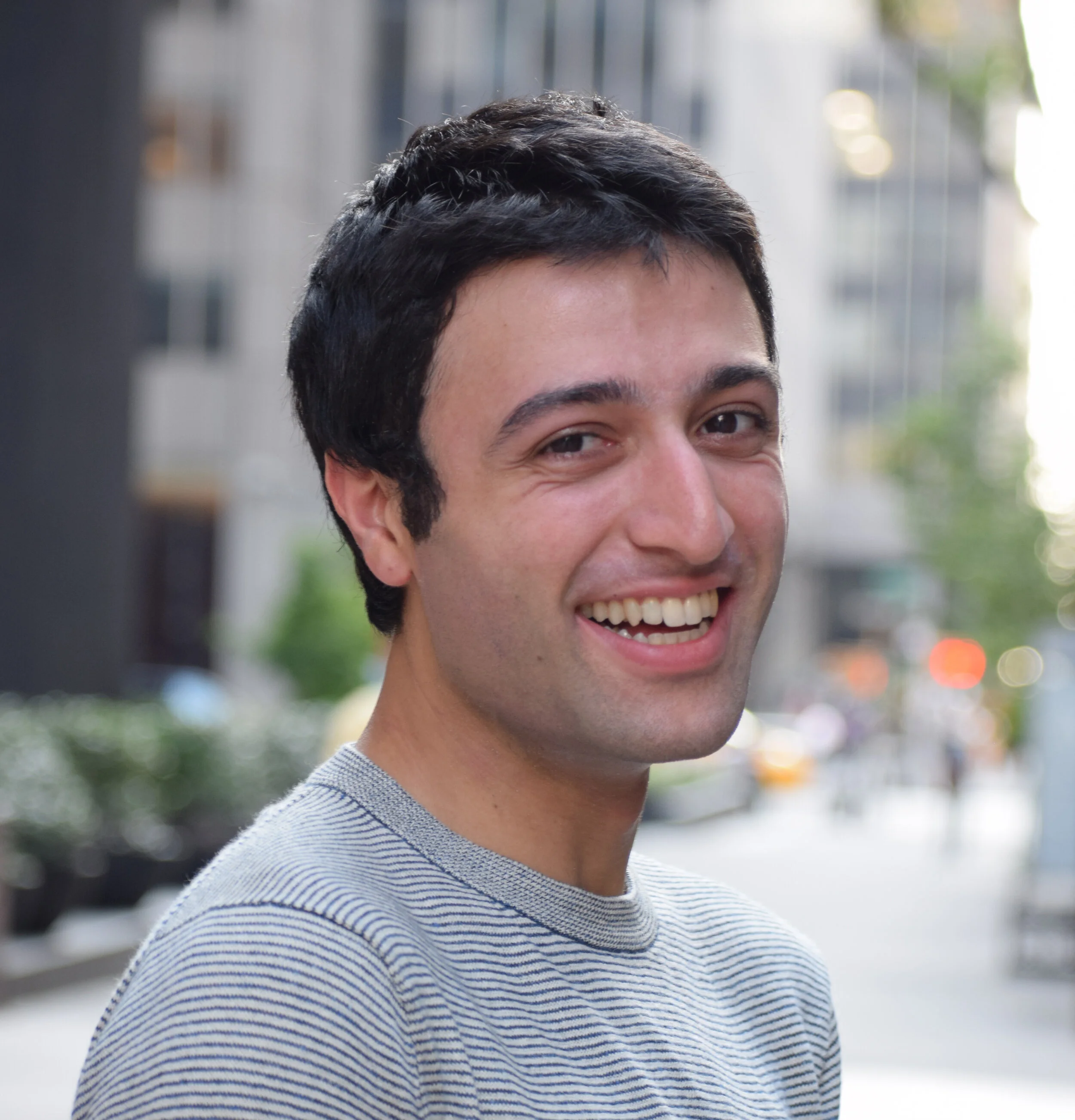 Farshad Khansari