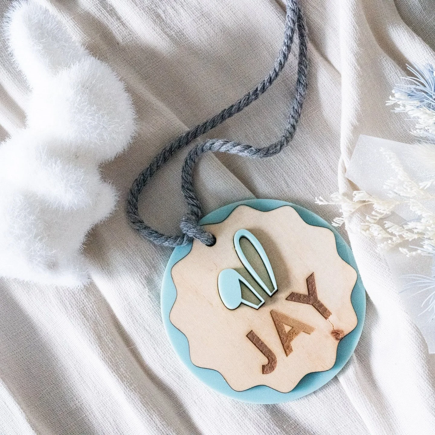 FREE Gifts with all Easter orders until 10th April 🎁 Timber + Acrylic Floral Bunny Ear Name Tag 🐇 Available in 30 colours 🩵 Swipe to see our colour chart! 

#eastertags #easter2025