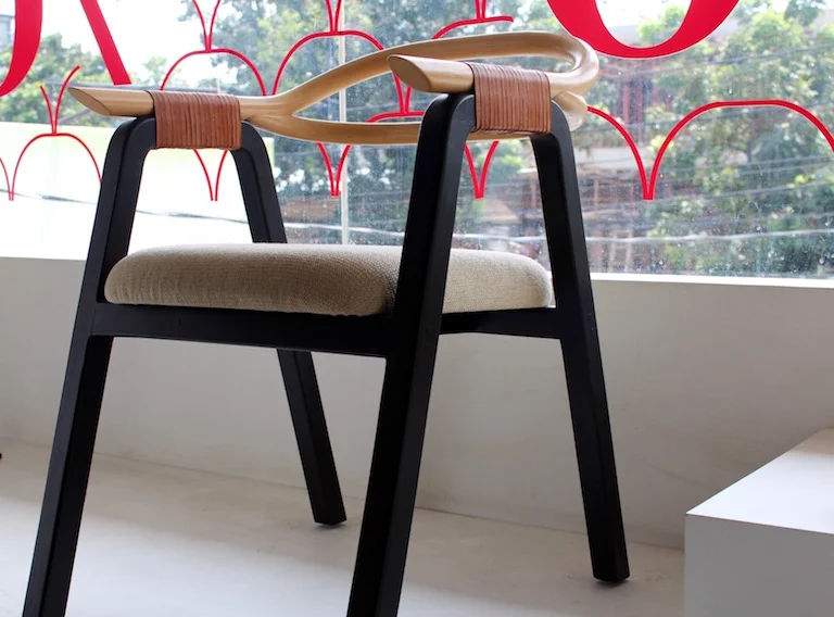 From the Alvin T latest collection. The Lyan dining chair made from three materials: Manao rattan for the bent back, and arm rest,mahogany wood for the chair base and legs and leather is used to tie it together.