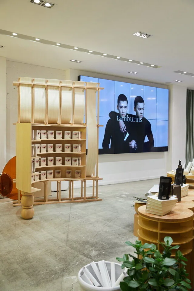 tamburins首尔旗舰店一楼主题空间 图2.jpg