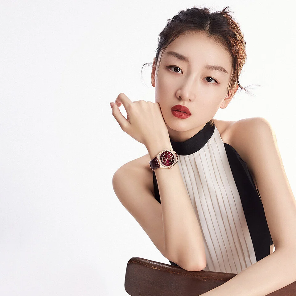 著名演员周冬雨加入欧米茄名人大使大家庭