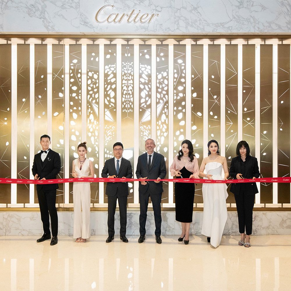 自然写意，万象焕新丨卡地亚深圳湾万象城精品店优雅启幕