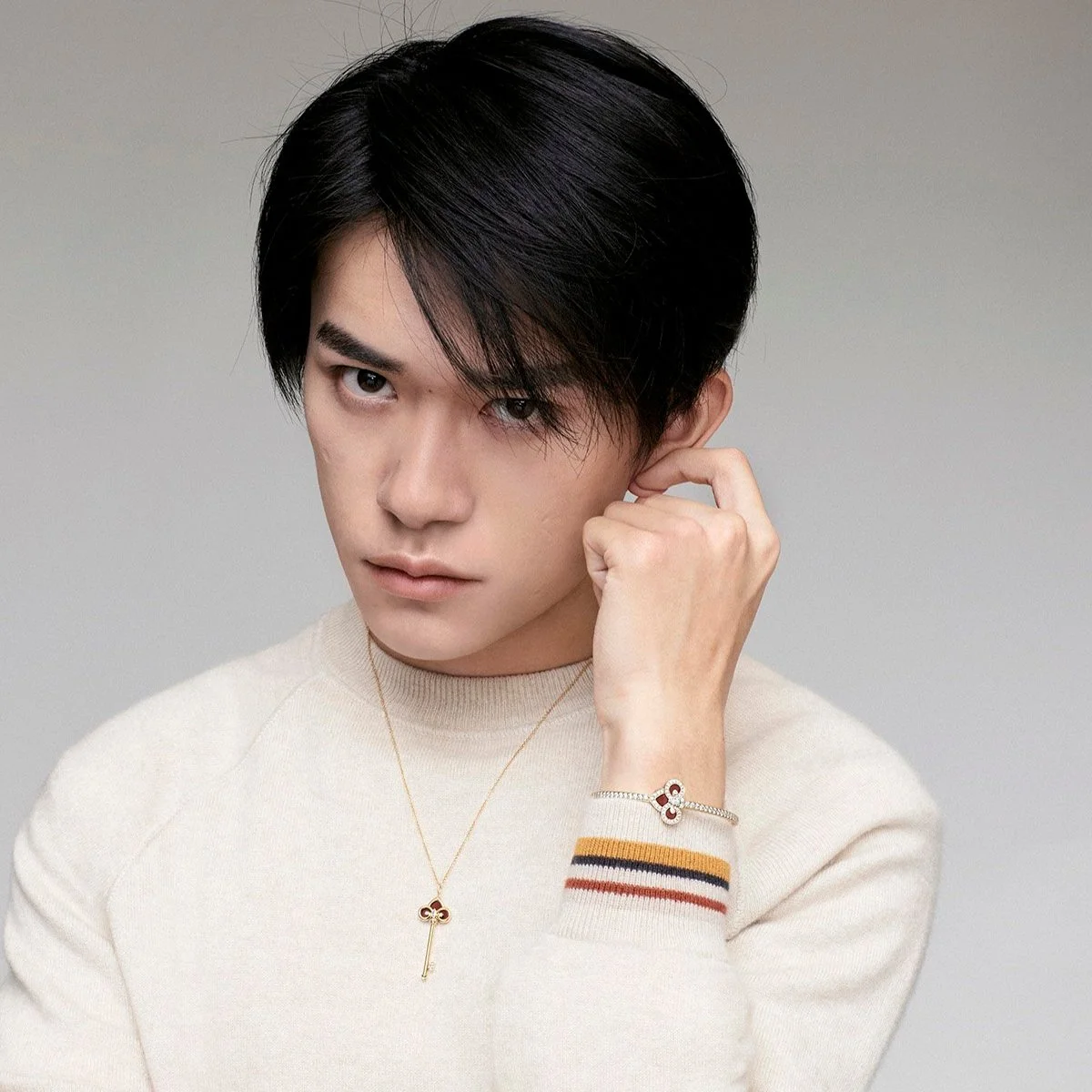 星光熠熠丨Tiffany &amp; Co. 蒂芙尼携众星传递新春祝福，喜迎闪耀新岁