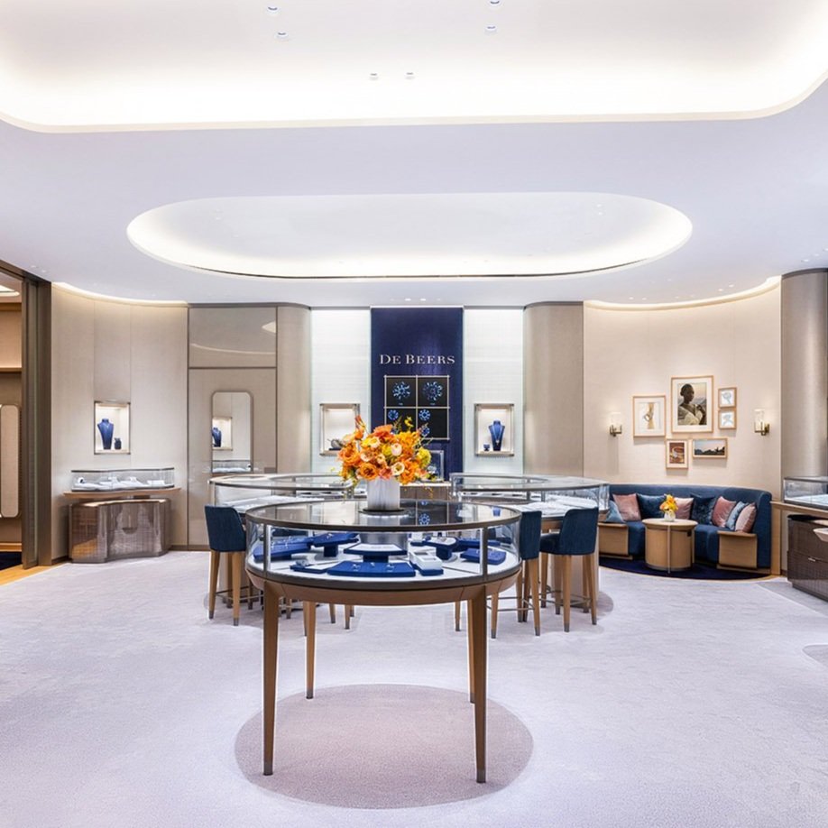 戴比尔斯珠宝 DE BEERS JEWELLERS 武汉万象城精品店闪耀揭幕