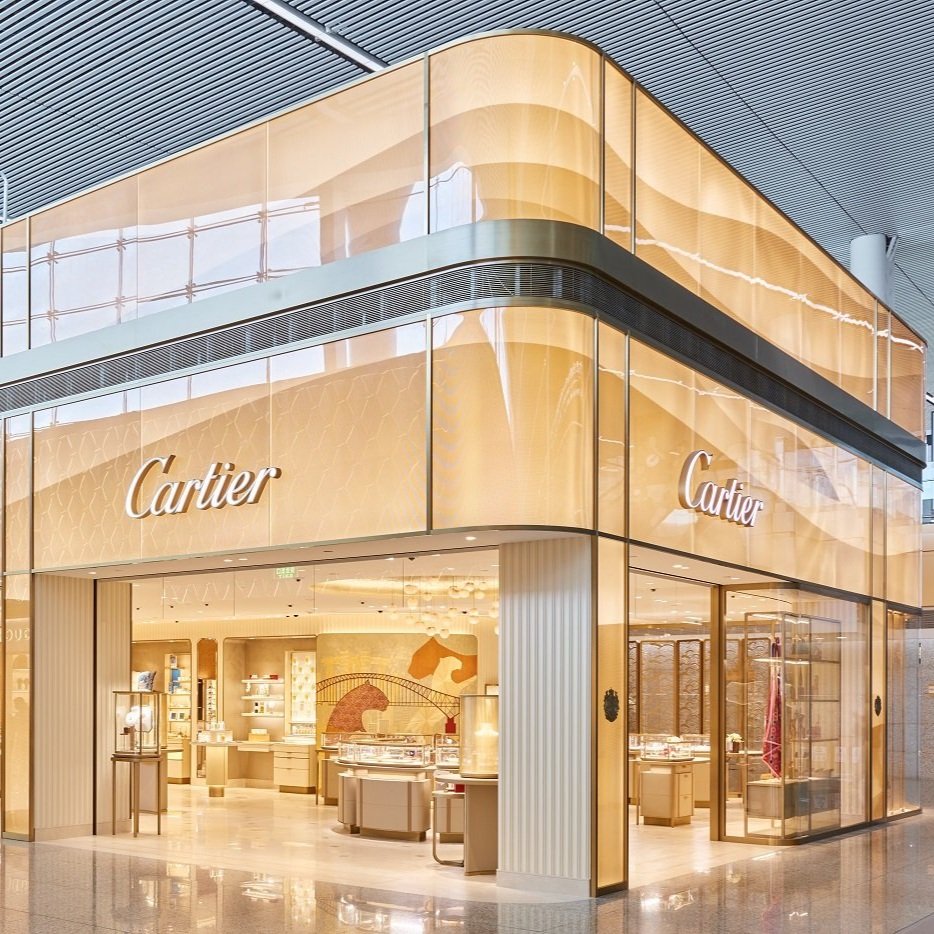 法式风格焕新山城活力，卡地亚重庆江北机场精品店盛装启幕