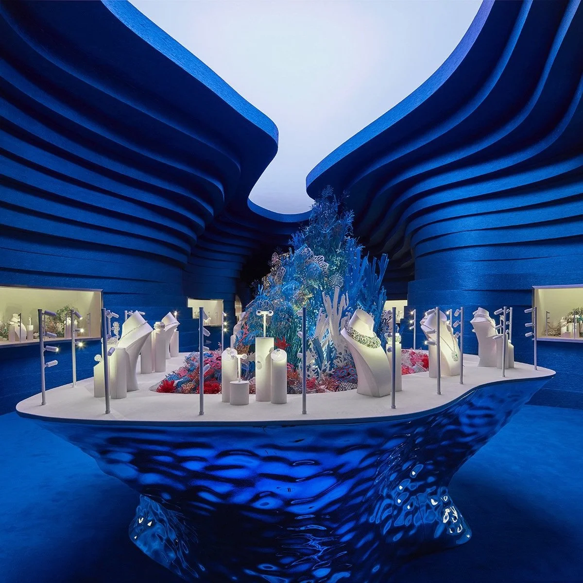 蒂芙尼于上海发布2023 Blue Book高级珠宝系列Out of the Blue 幻海秘境秋季新作