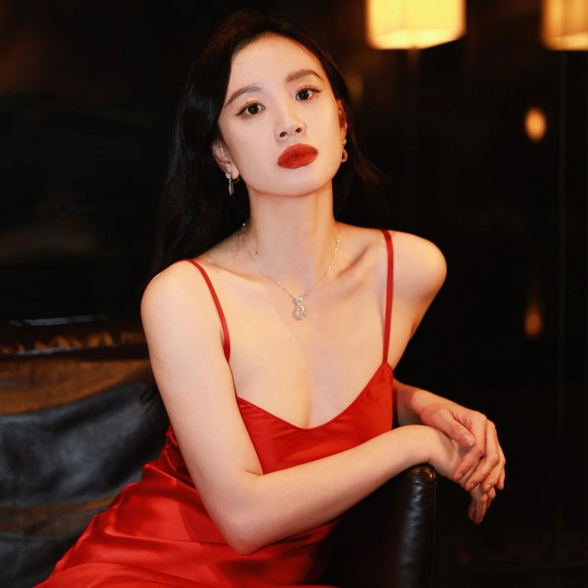 演员李梦佩戴Chopard萧邦珠宝臻品,亮相第26届上海国际电影节
