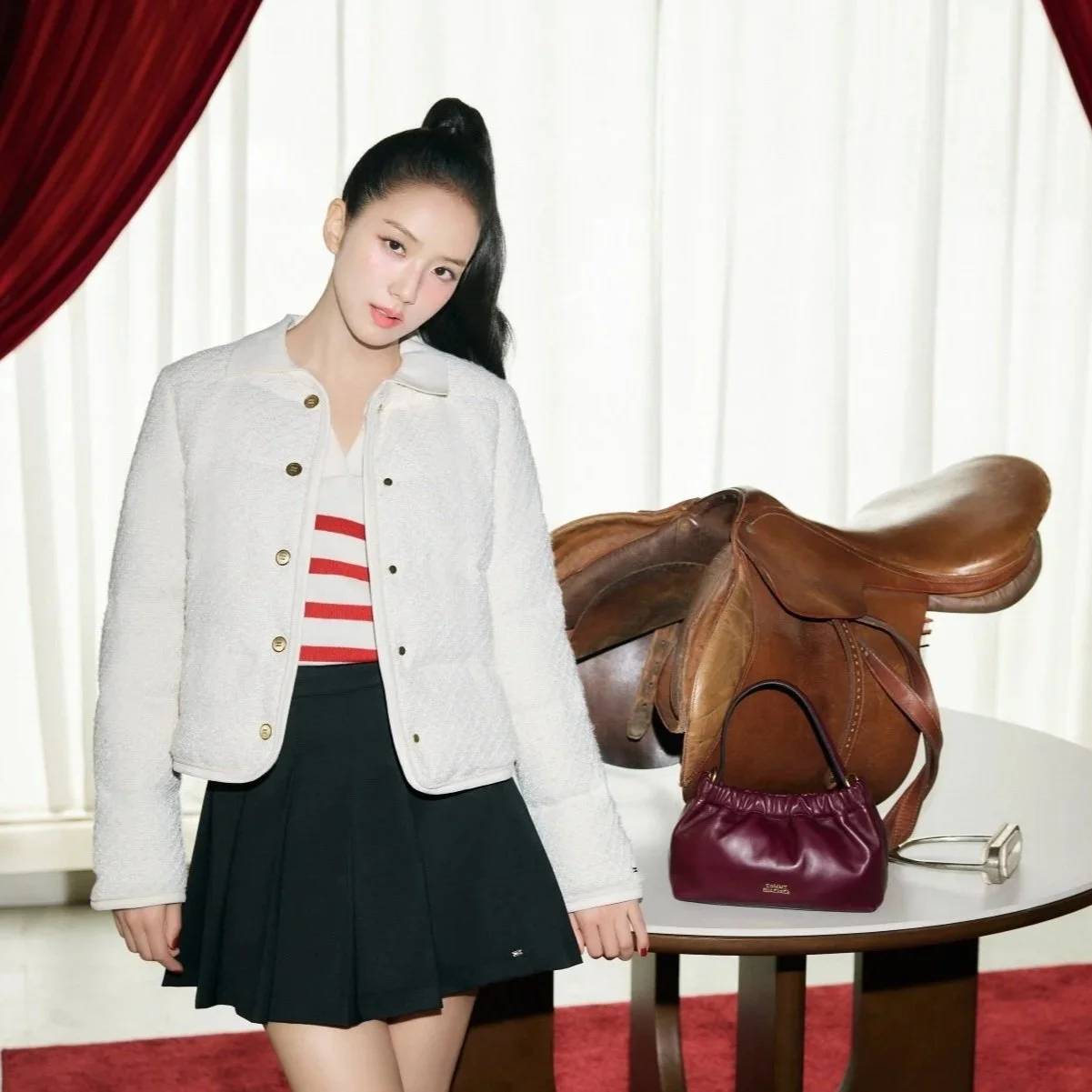 TOMMY HILFIGER 携手品牌全球代言人金智秀JISOO 发布2026新年系列