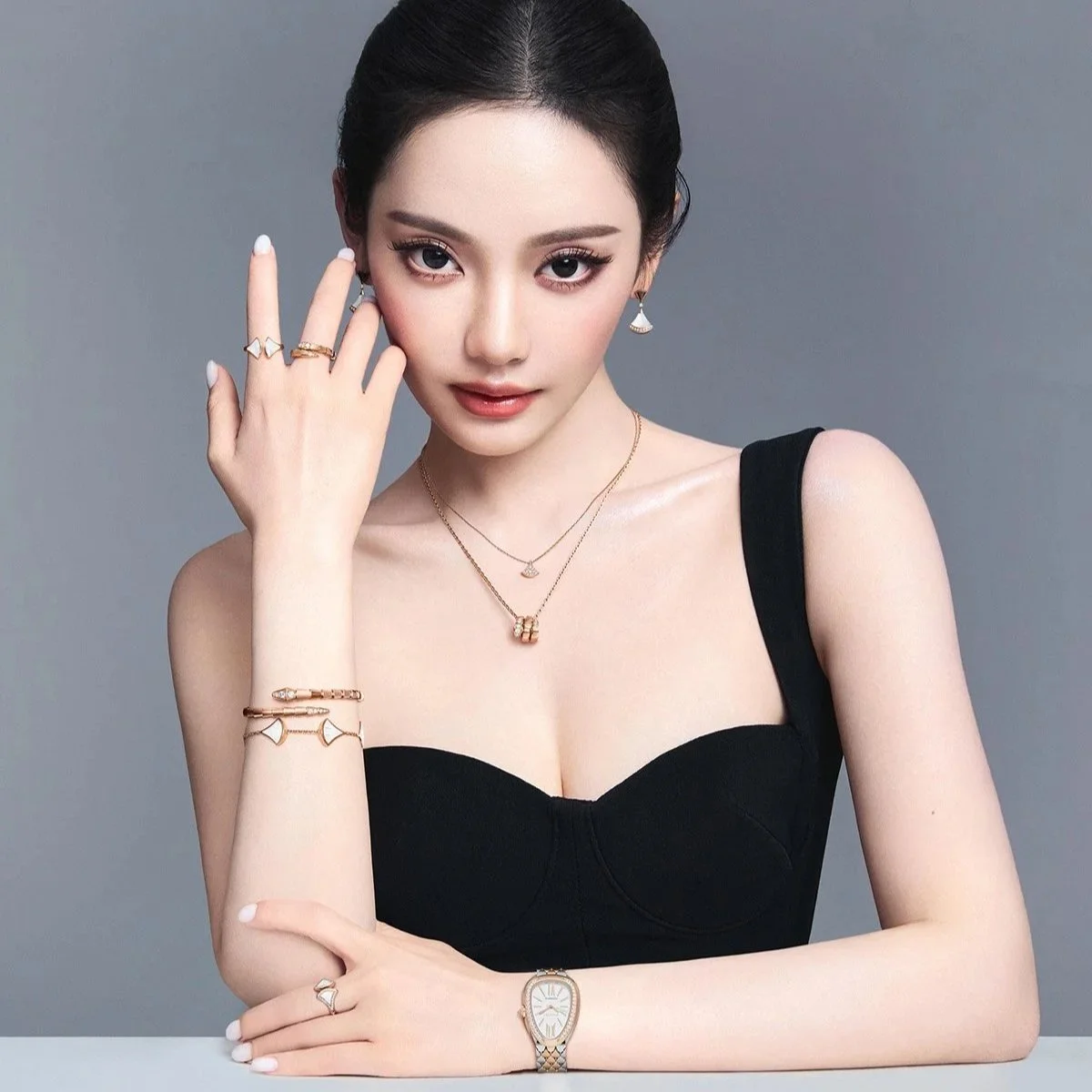 宁艺卓加入BVLGARI宝格丽大家庭，担任品牌大使