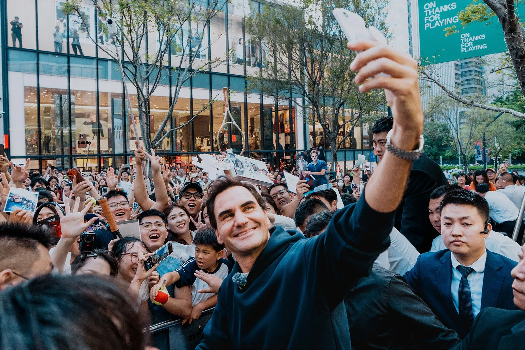 ON X Roger Federer Shenzhen (16).jpg