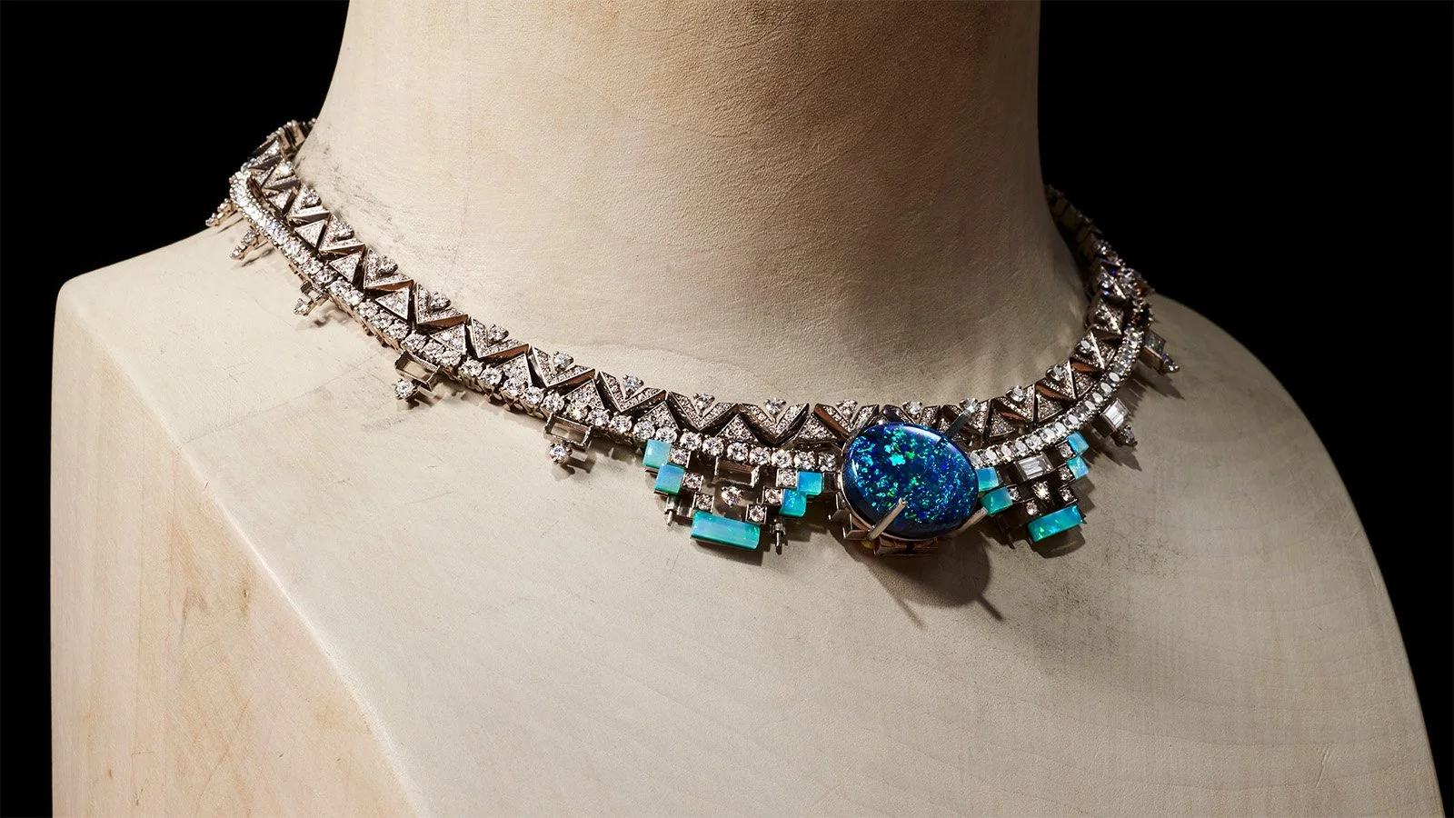 FRED斐登发布全新“MONSIEUR FRED IDEAL LIGHT”高级珠宝系列 — Amazedaily