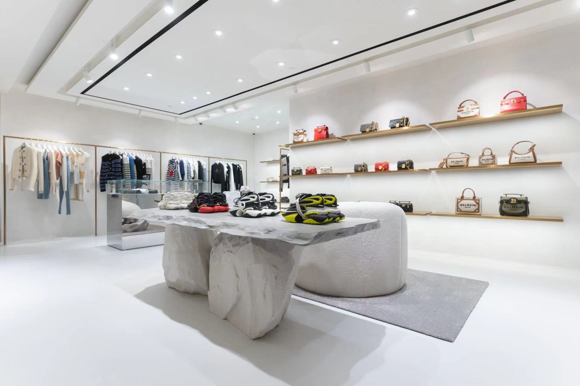 Balmain Riyadh BALMAIN香港SOGO限时快闪店盛大启幕 — Amazedaily