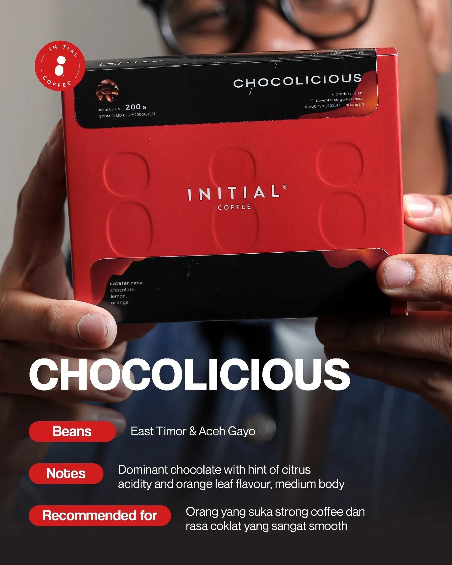 Buat Teman-Teman Initial yang suka dengan perpaduan rasa chocolaty smooth ditambah hint of citrus yang segar, Chocolicious kuncinya! 

___

Initial Coffee Roasters
Jl. Anjasmoro No. 32, Surabaya
Senin - Sabtu 09:00 - 17:00
Minggu &amp; Hari Libur Nas