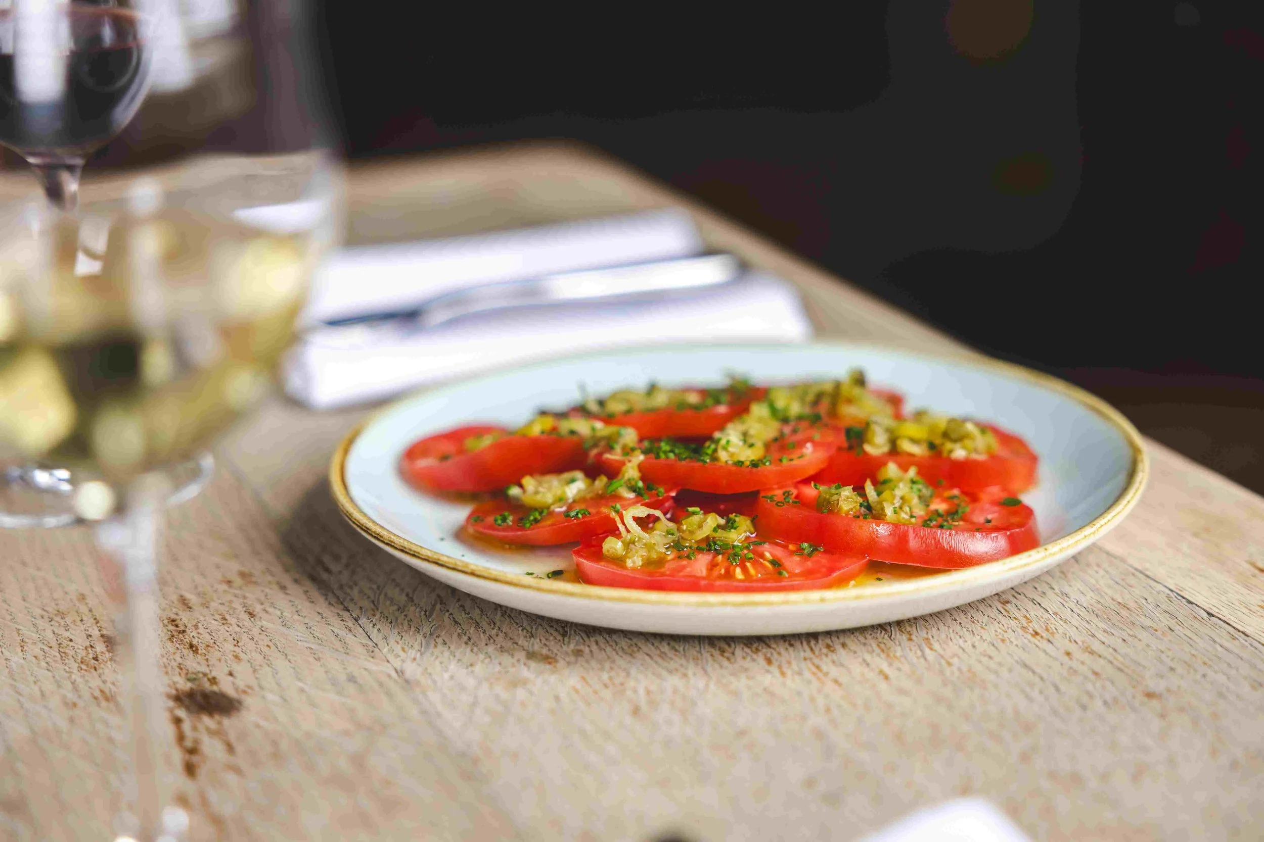 horizontal tomatoes.jpg