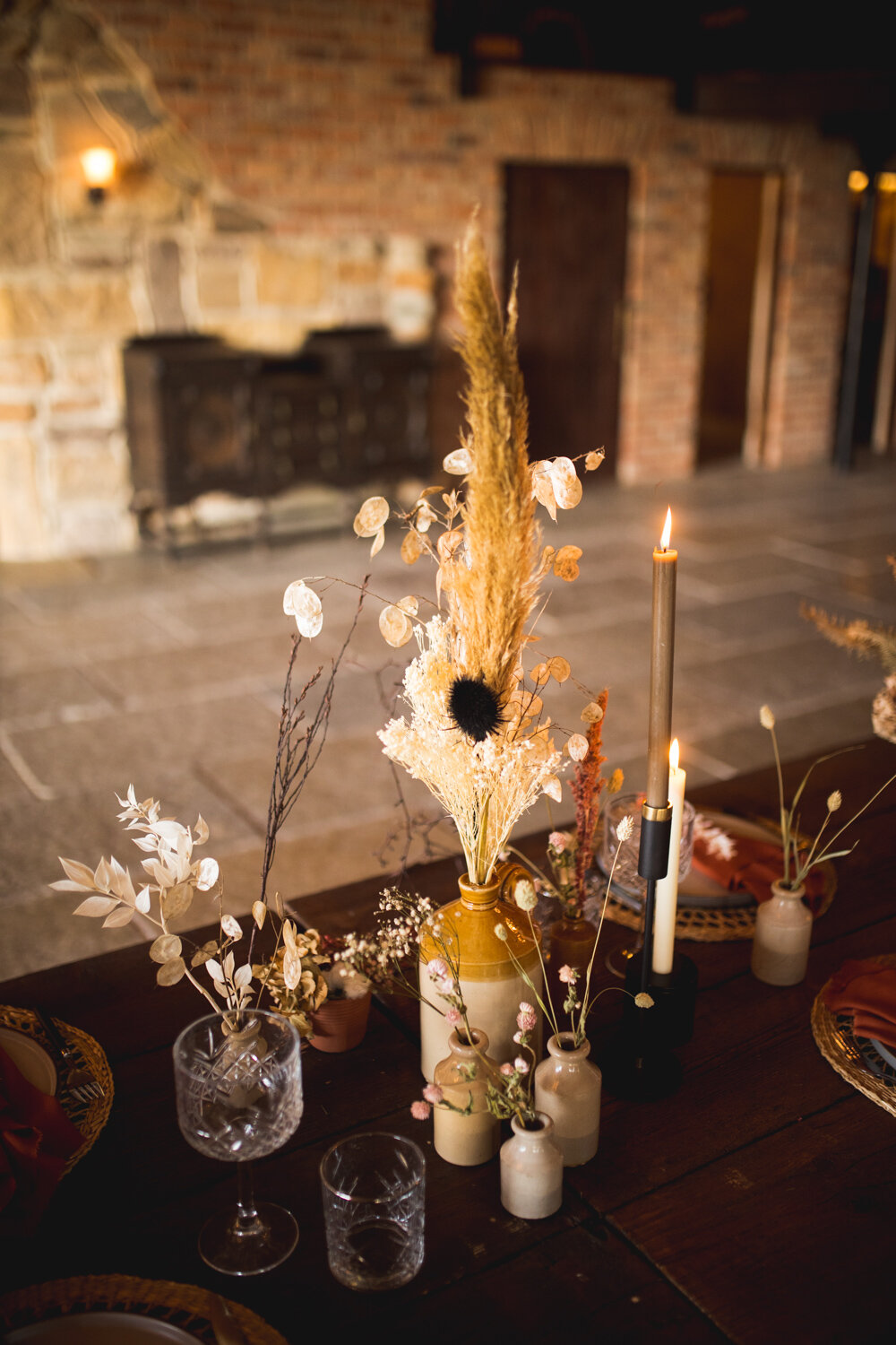 Dried-Flower-Wedding-Ideas-Dan-Lambourne-Photography-38.jpg