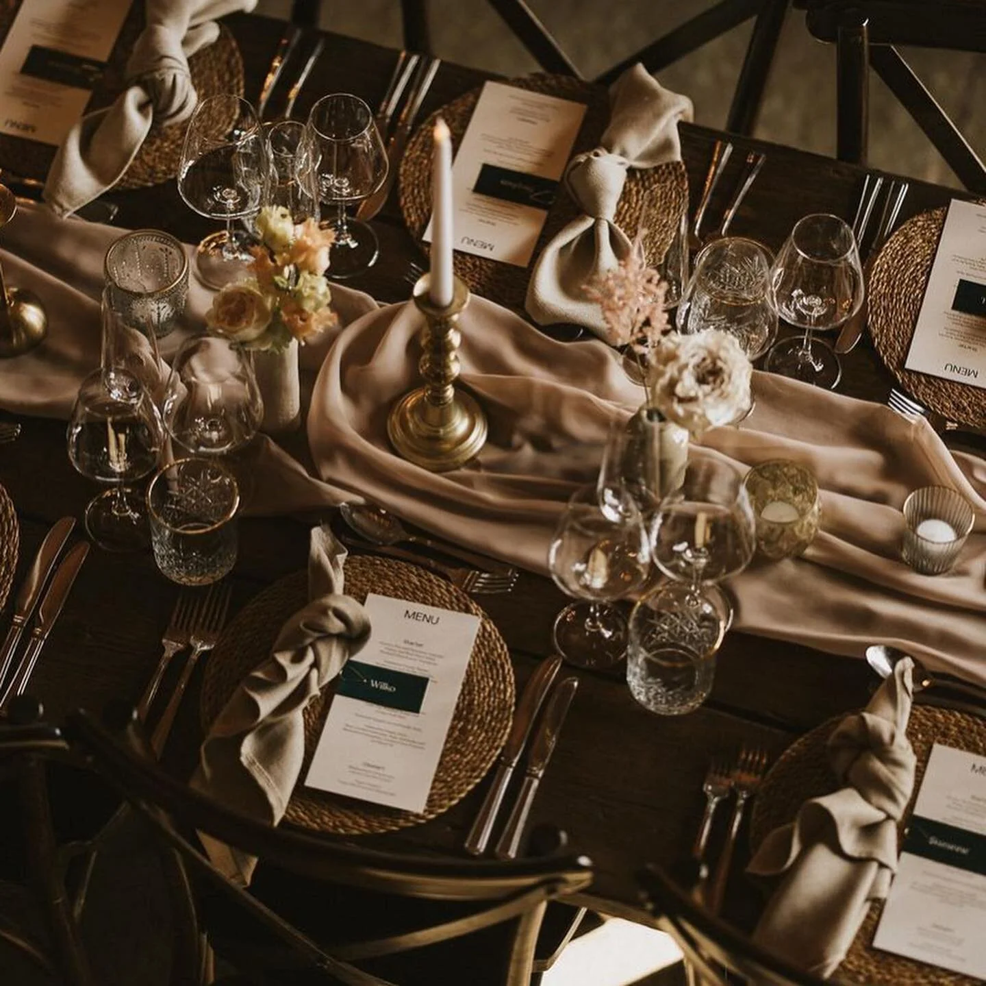 BEST DAY EVER // 

We are so in love with these stunning images from Lucy &amp; Zach&rsquo;s special day, captured by the super talented @henrylowther 

It was an honour to plan and style the wedding of this gorgeous pair, and their dream team of sup