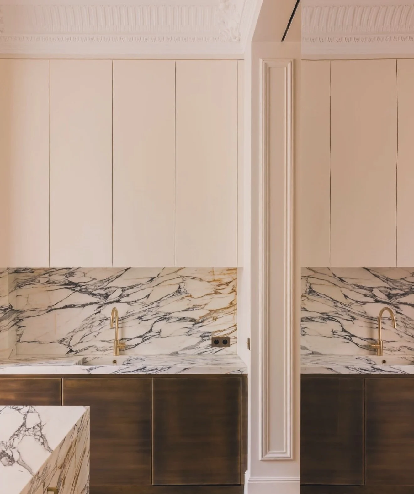 Design that stands the test of time..

A beautifully crafted Parisian apartment where timeless architecture meets contemporary living.

Timeless design is never about following trends. It&rsquo;s about creating spaces that feel elegant, balanced and 