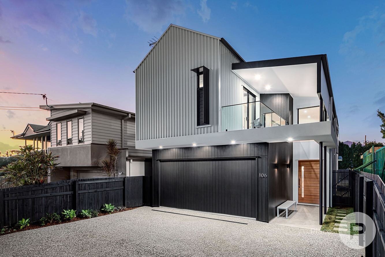 Introducing&hellip; 📍106 Stanley Road, Camp Hill

Brand New Luxury Living with Rooftop Terrace &amp; City Views

4 Bed | 3 Bath | 2 Car 

Open Home Saturday 20th August 11:15- 11:45am 

📲 0404 056 564