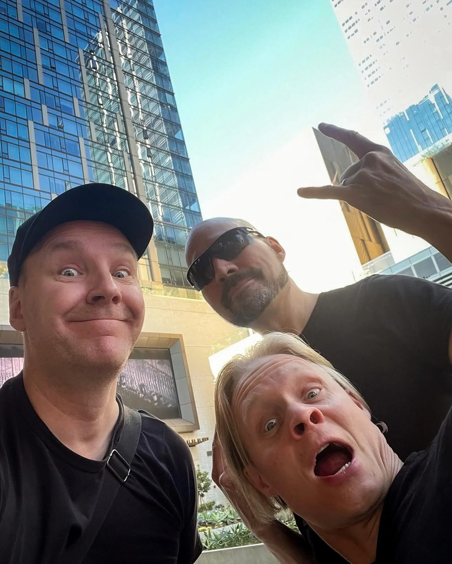 Los Angeles! We are here and ready to rock! 🤘🔥 @thegameawards @alanwakeofficial @remedygames @oldgodsofasgard