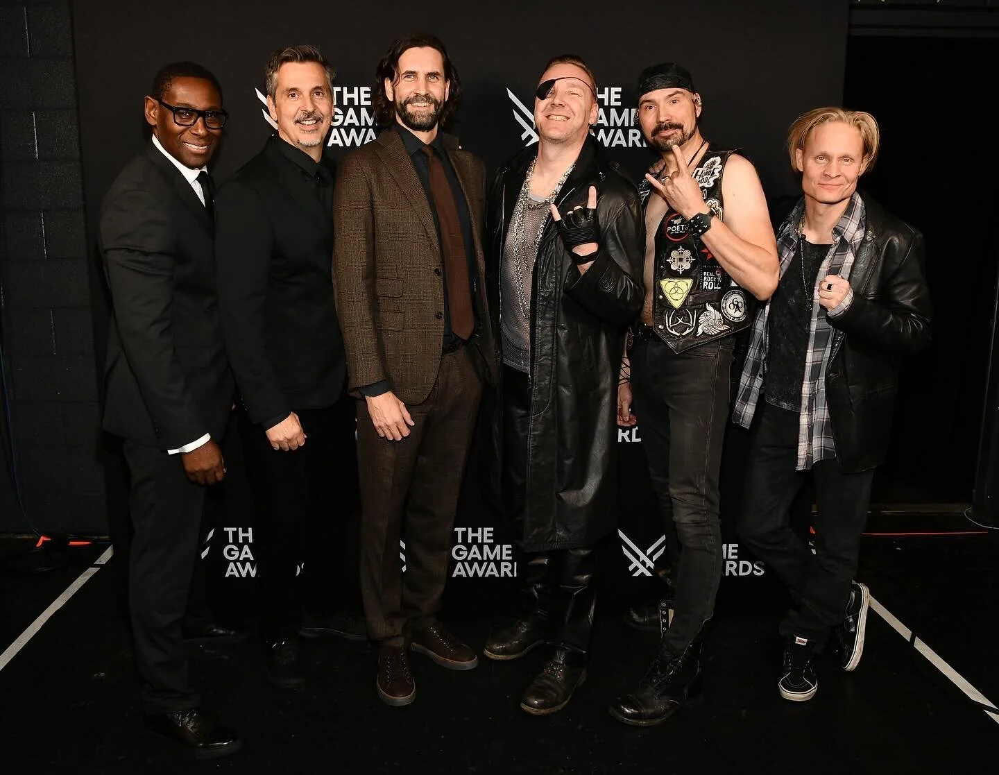 Happy Holidays, Merry Christmas and Happy New Year everyone! ❤️🎄🎇 This has been a special year for us in more ways than one, and we can only thank You - our dear fan, listener, follower, colleague, crew member, partner and/or friend.

We leave you 